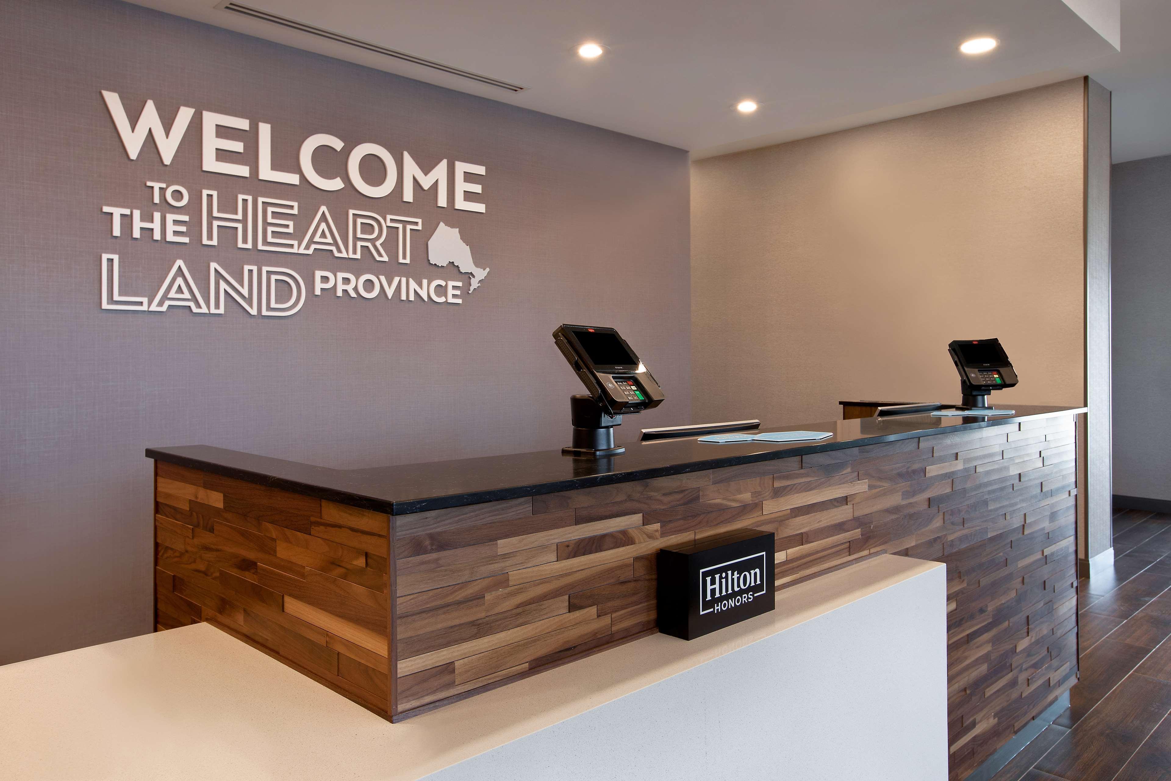 Hampton Inn & Suites Ottawa West, Ontario, Canada Экстерьер фото