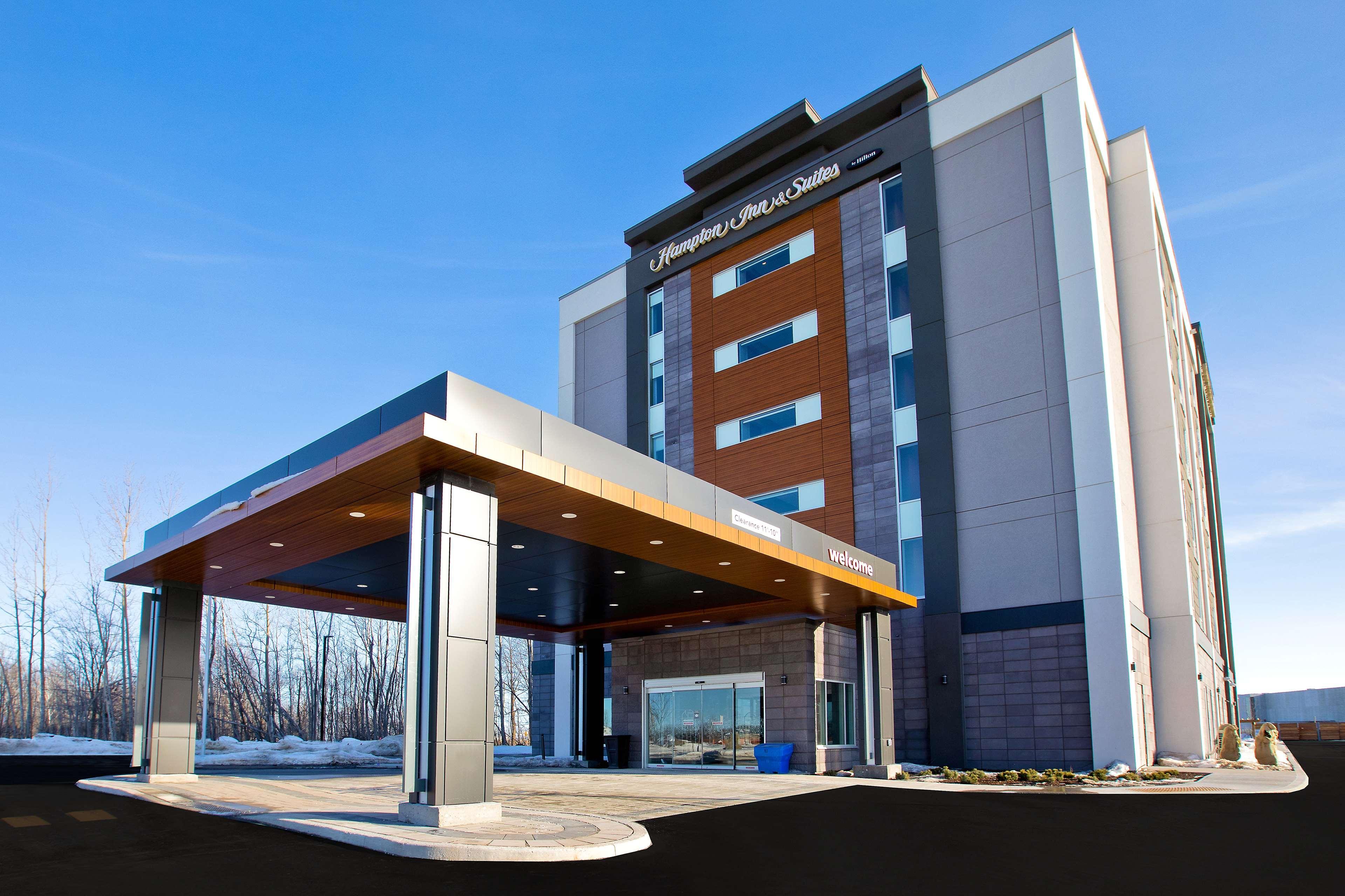 Hampton Inn & Suites Ottawa West, Ontario, Canada Экстерьер фото